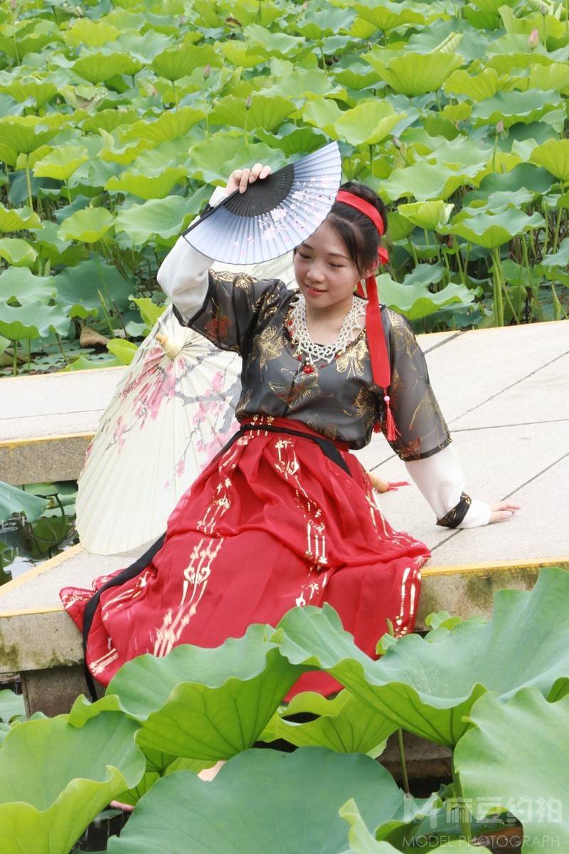 汉服模特