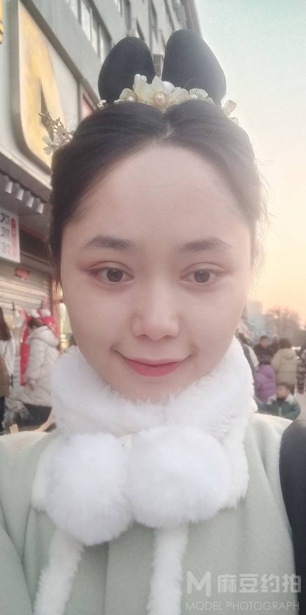 妆容模特