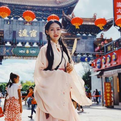 汉服模特
