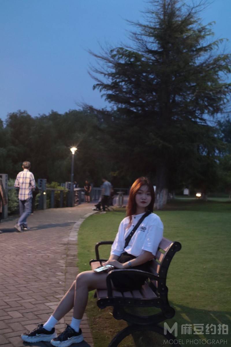 校园模特