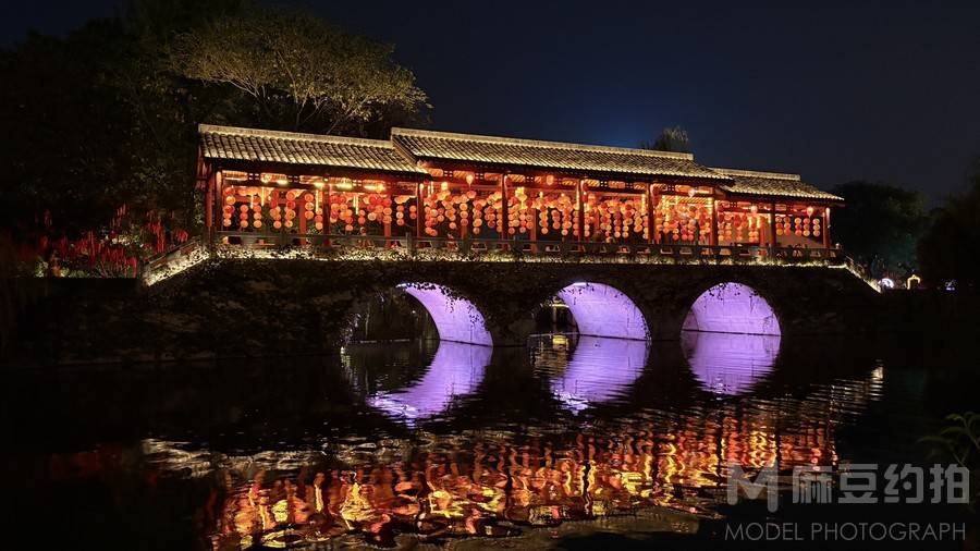 夜景模特