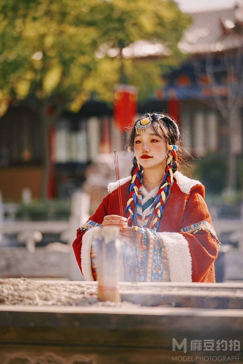 汉服模特