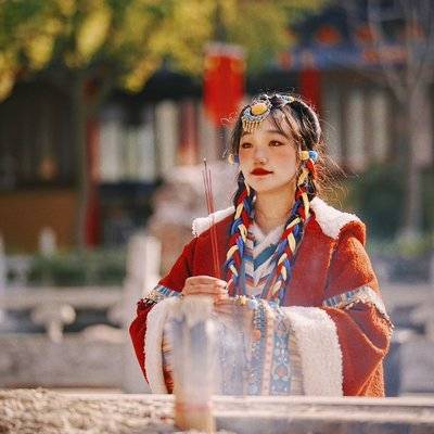 汉服模特