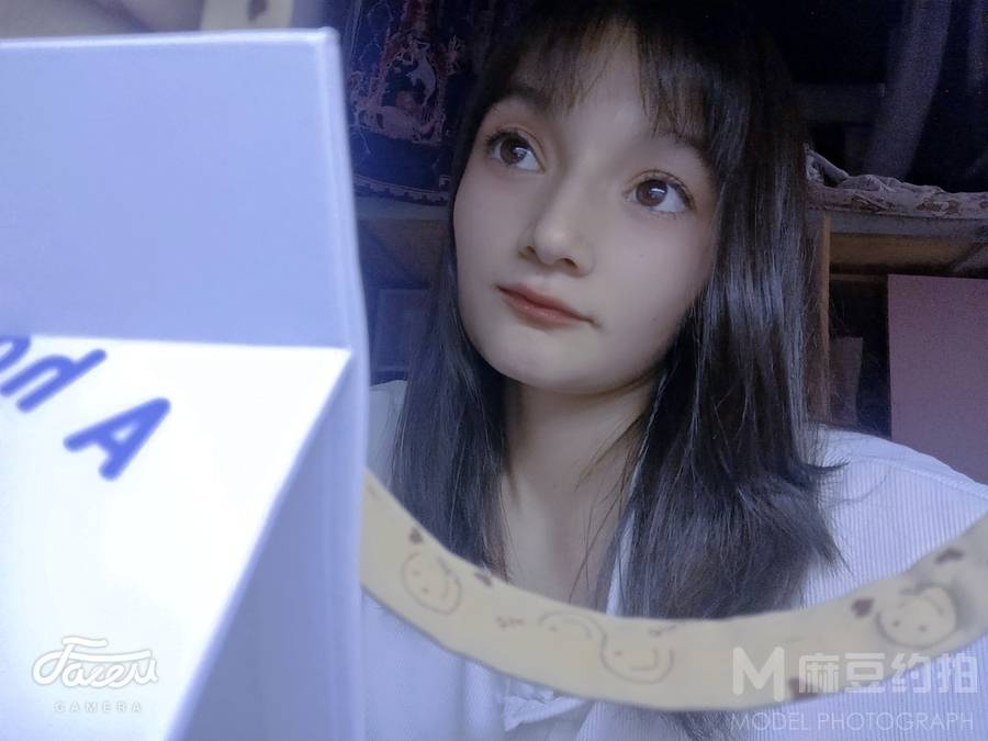 黑白模特