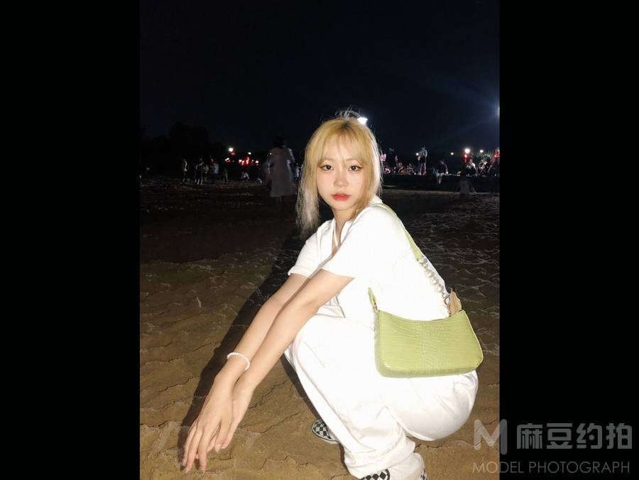 胶片模特