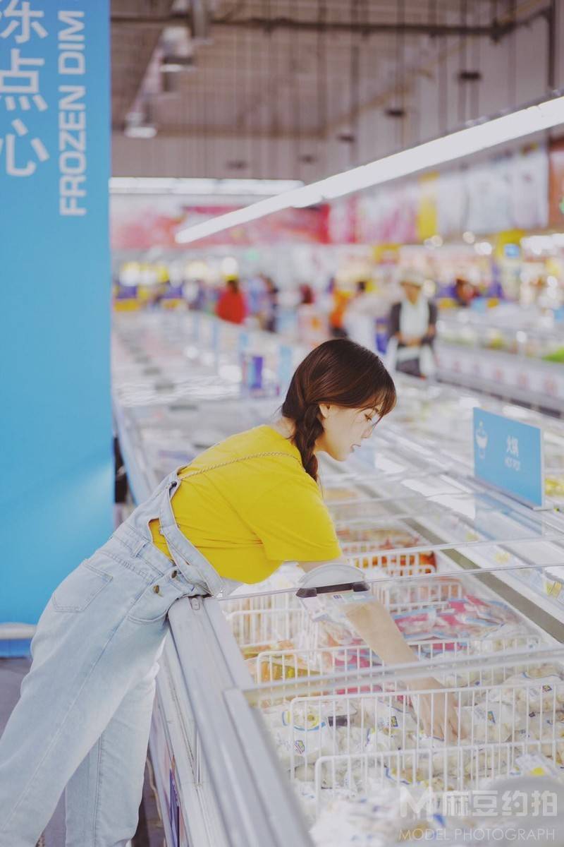 少女模特