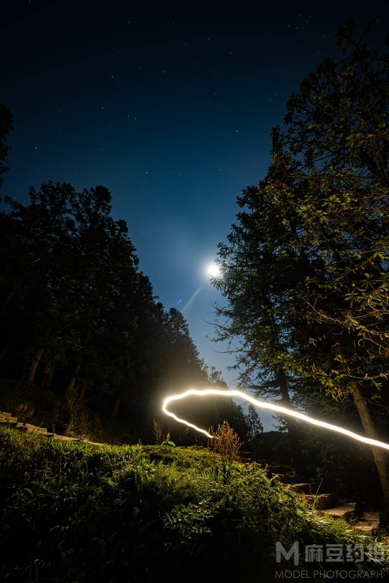 夜景模特