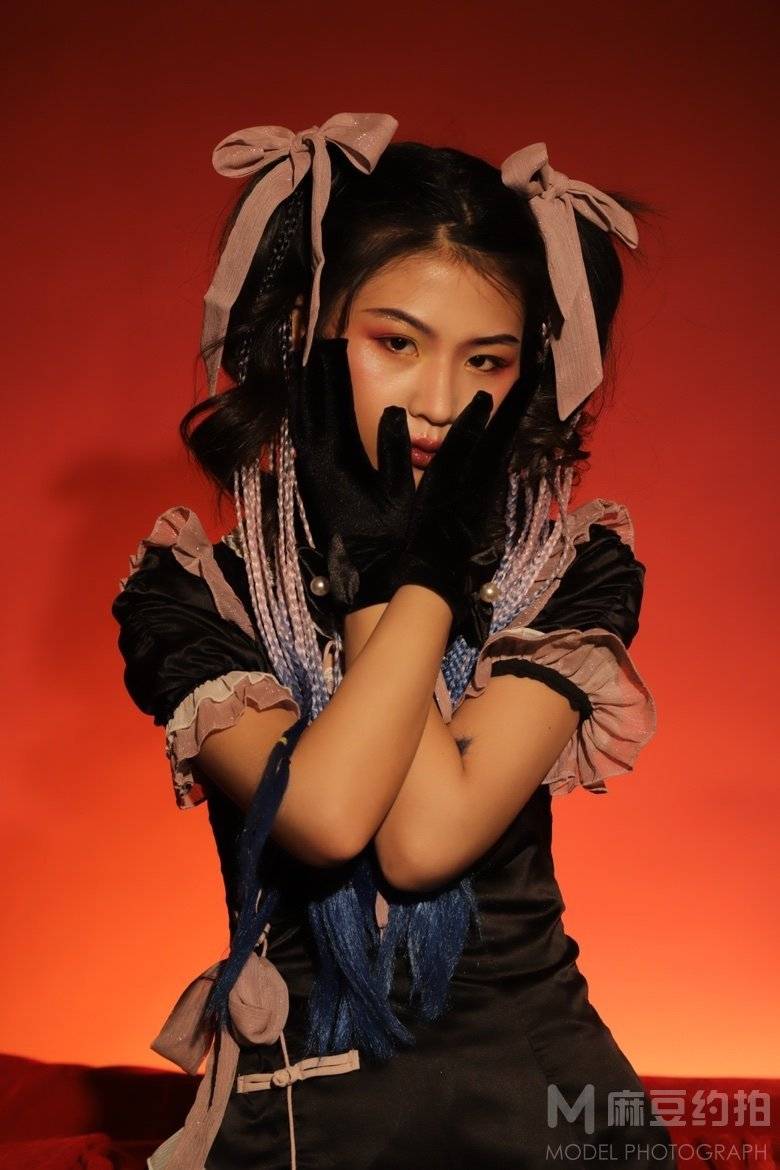 妆容模特