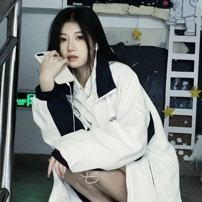 黑白模特