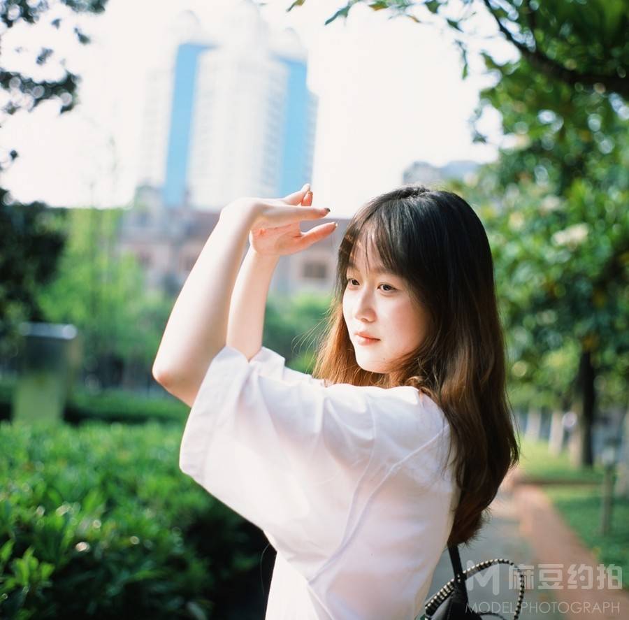 胶片模特