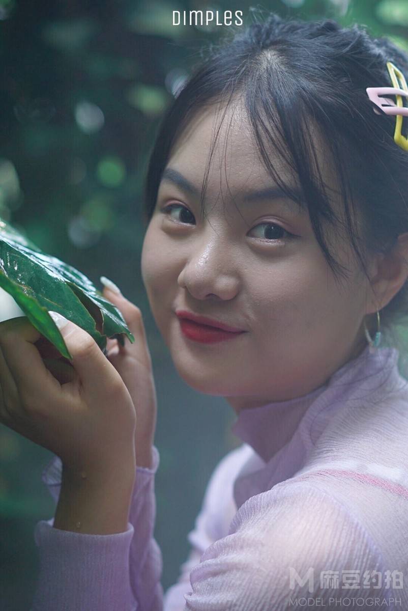 情绪模特