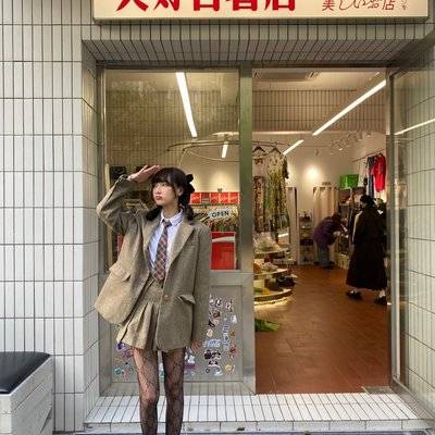 校园模特