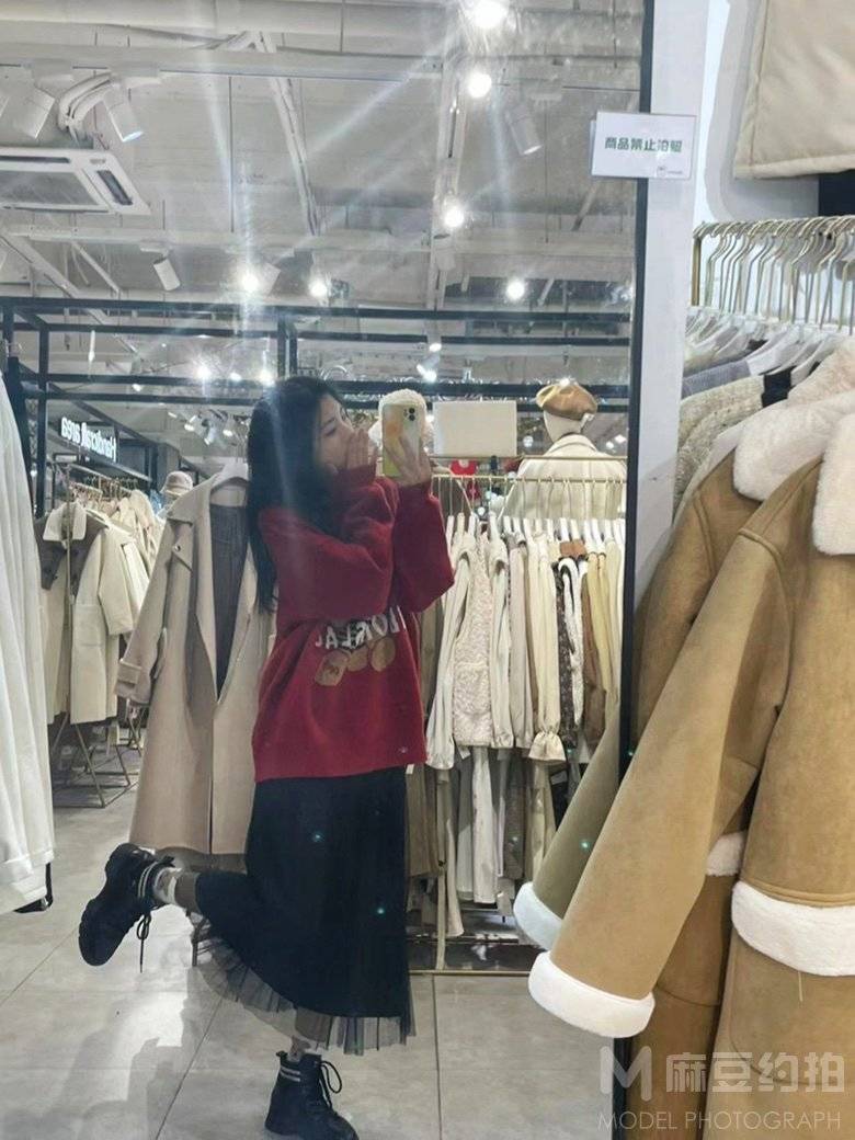校园模特