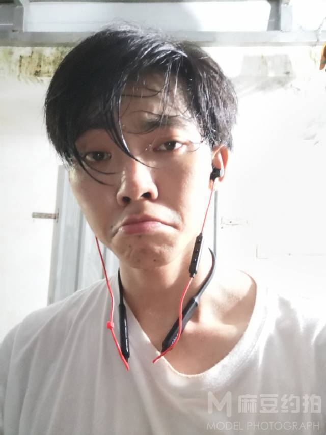纪实模特