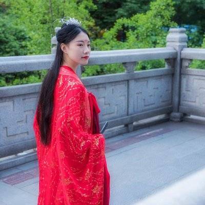 汉服模特