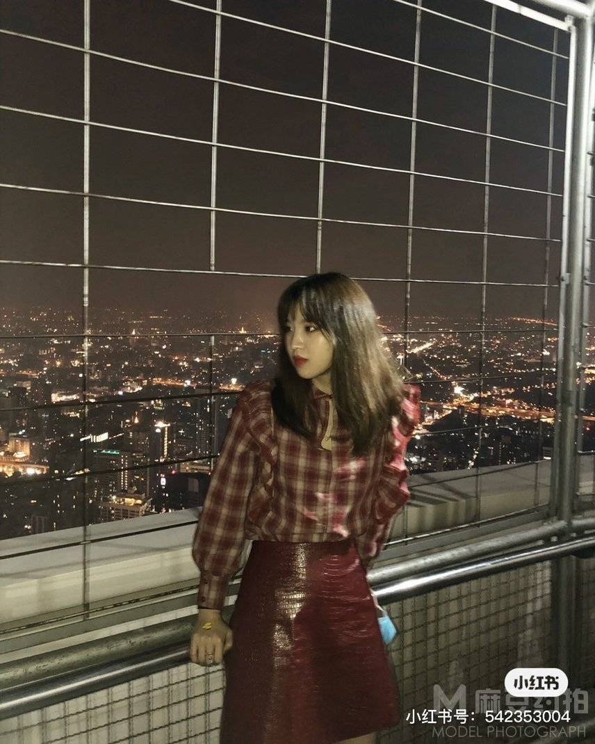 夜景模特