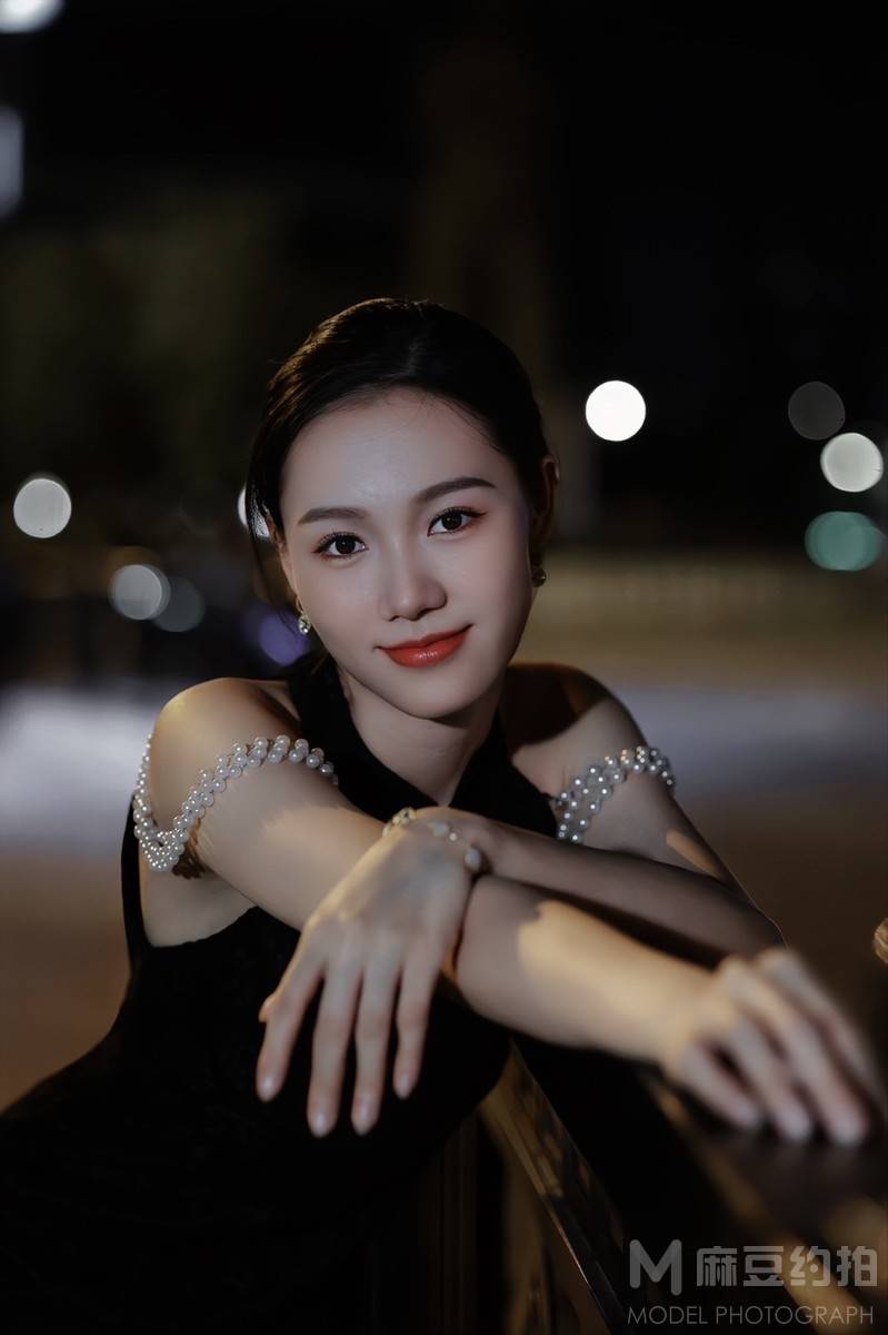 夜景模特