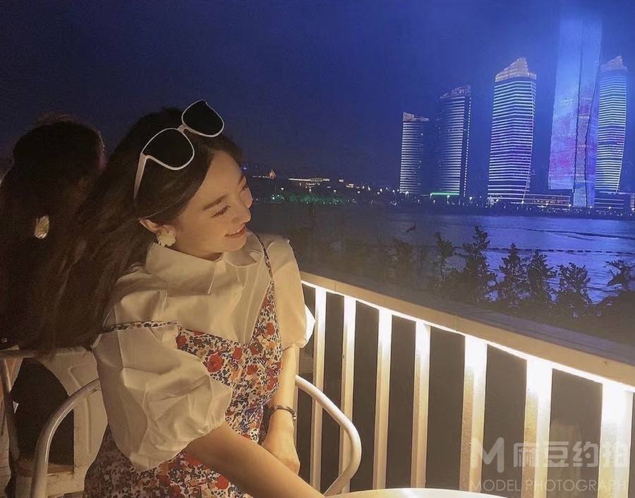 纪实模特