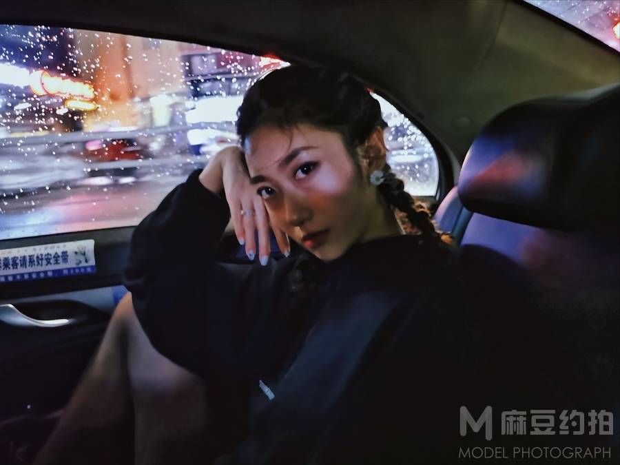 情侣模特