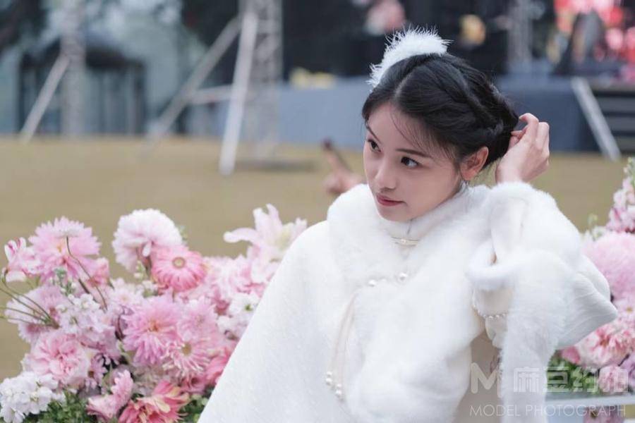 妆容模特