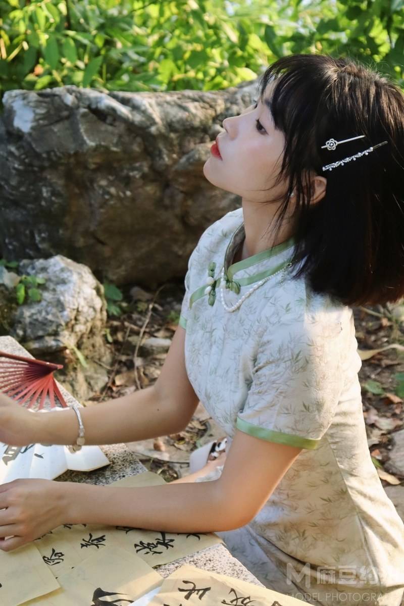 民国模特