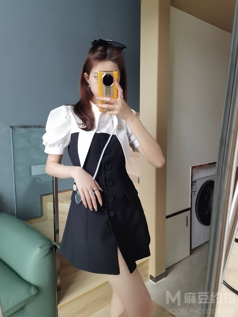 清新模特