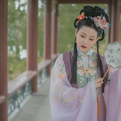 汉服模特
