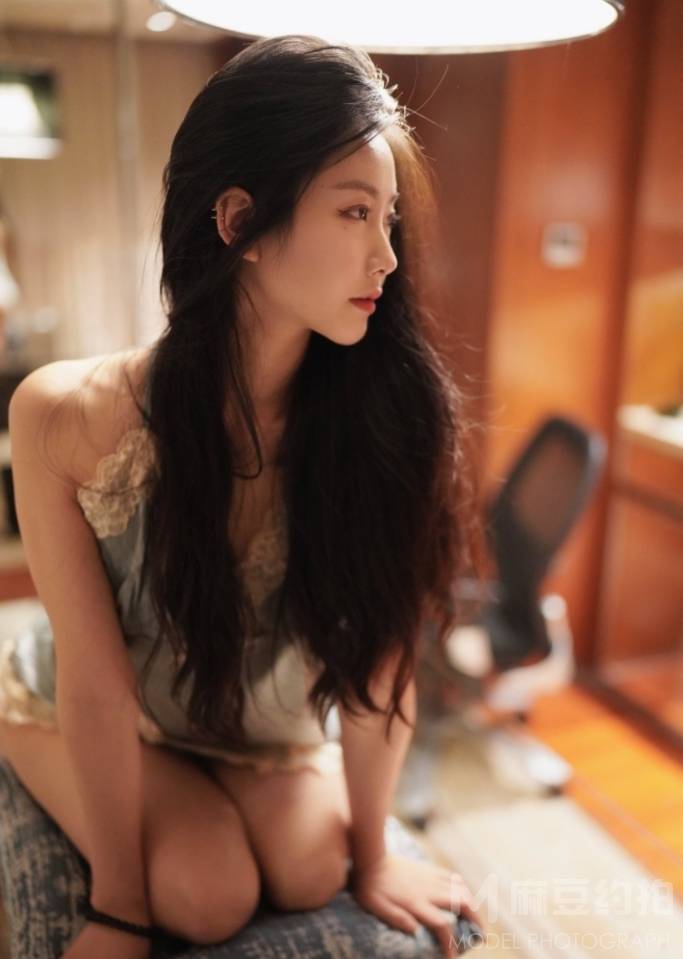 宝丽来模特