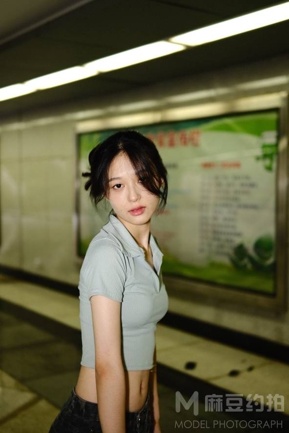 胶片模特