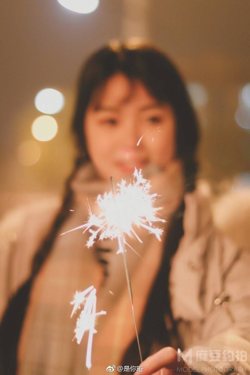 夜景模特