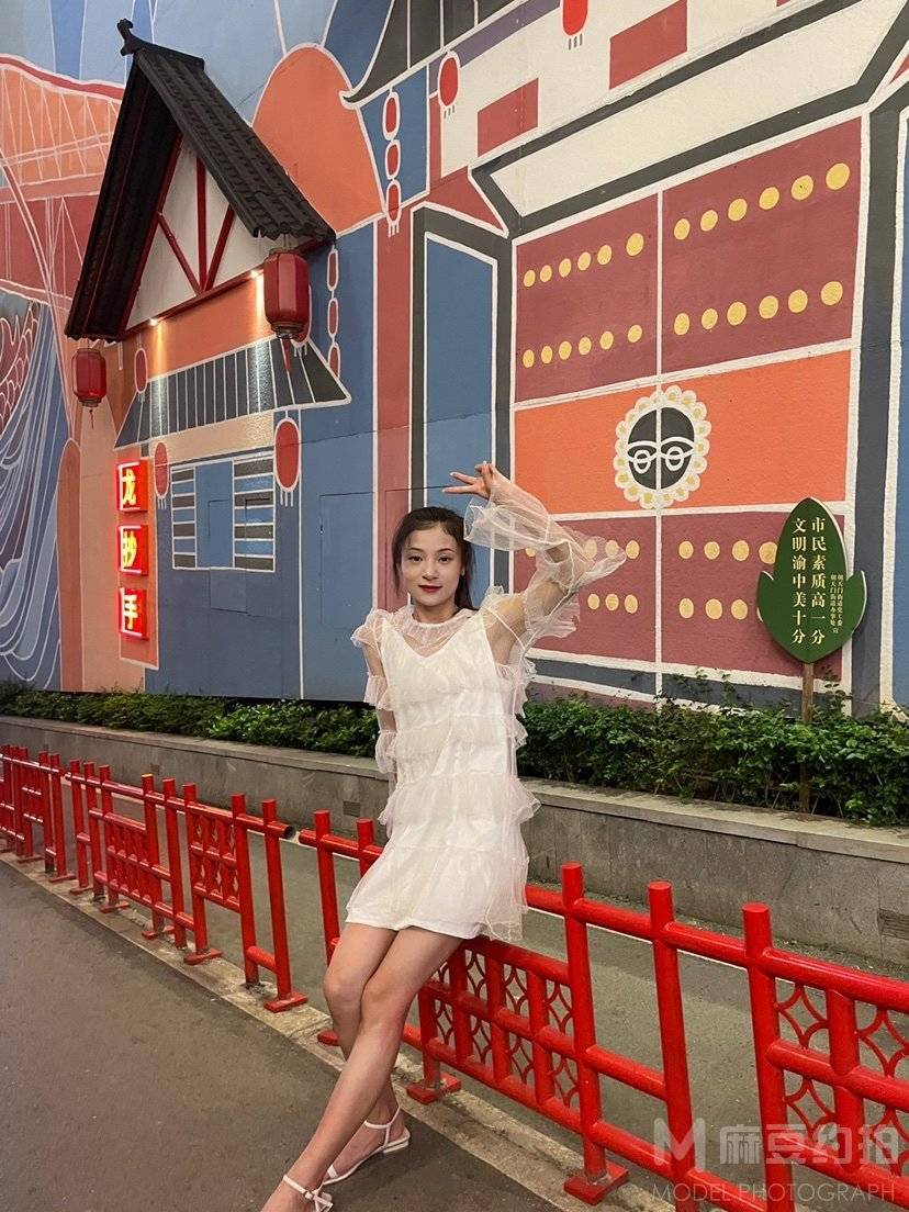 汉服模特