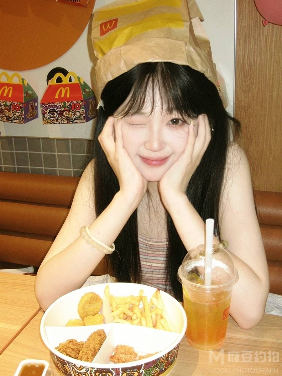 少女模特
