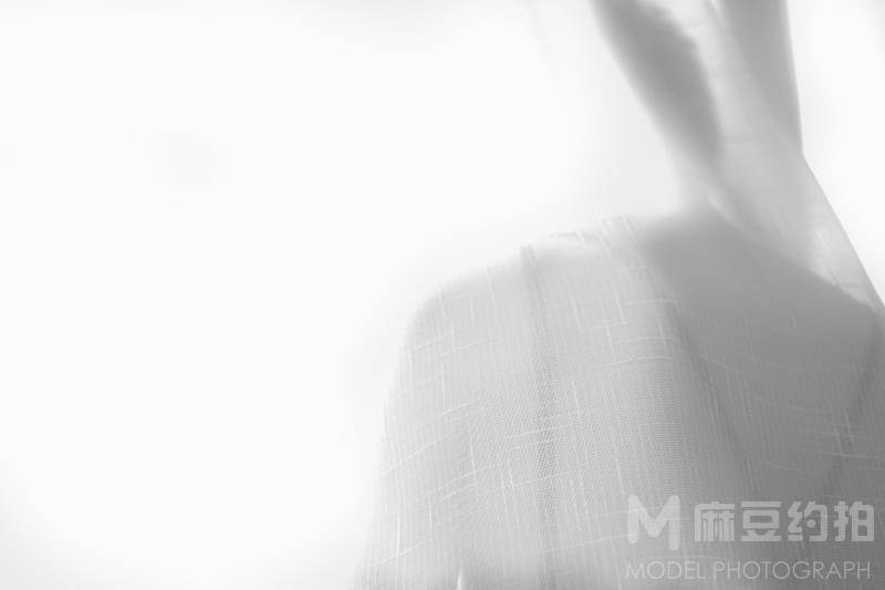 黑白模特