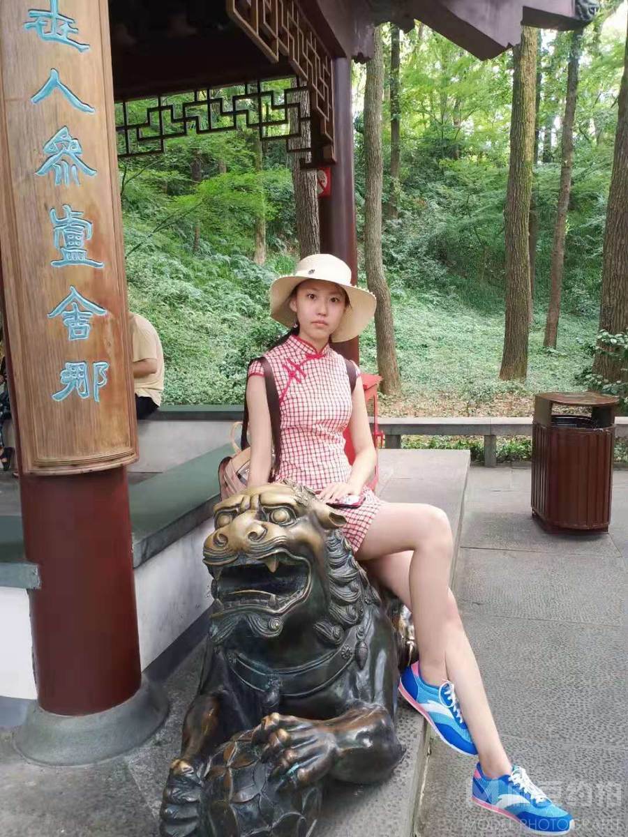 纪实模特