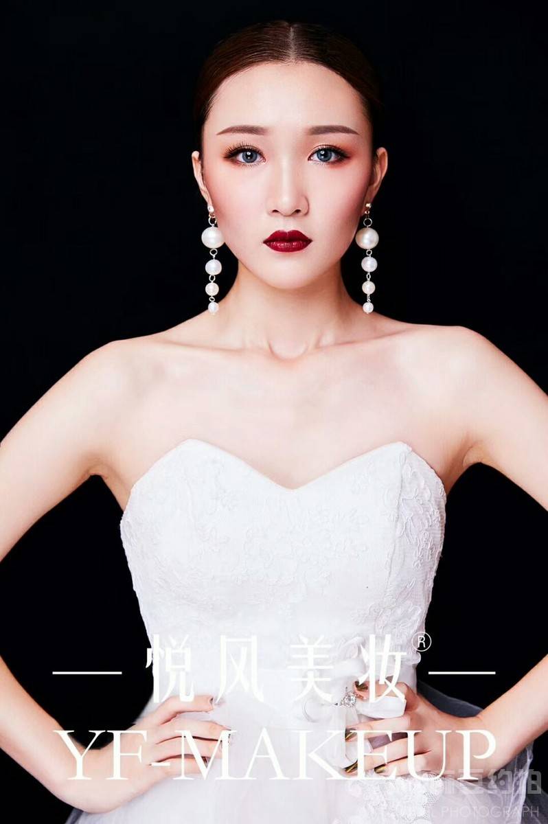 妆容模特