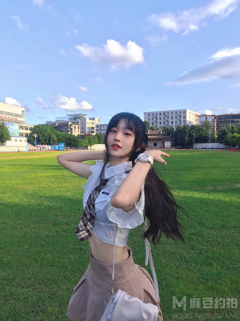 校园模特