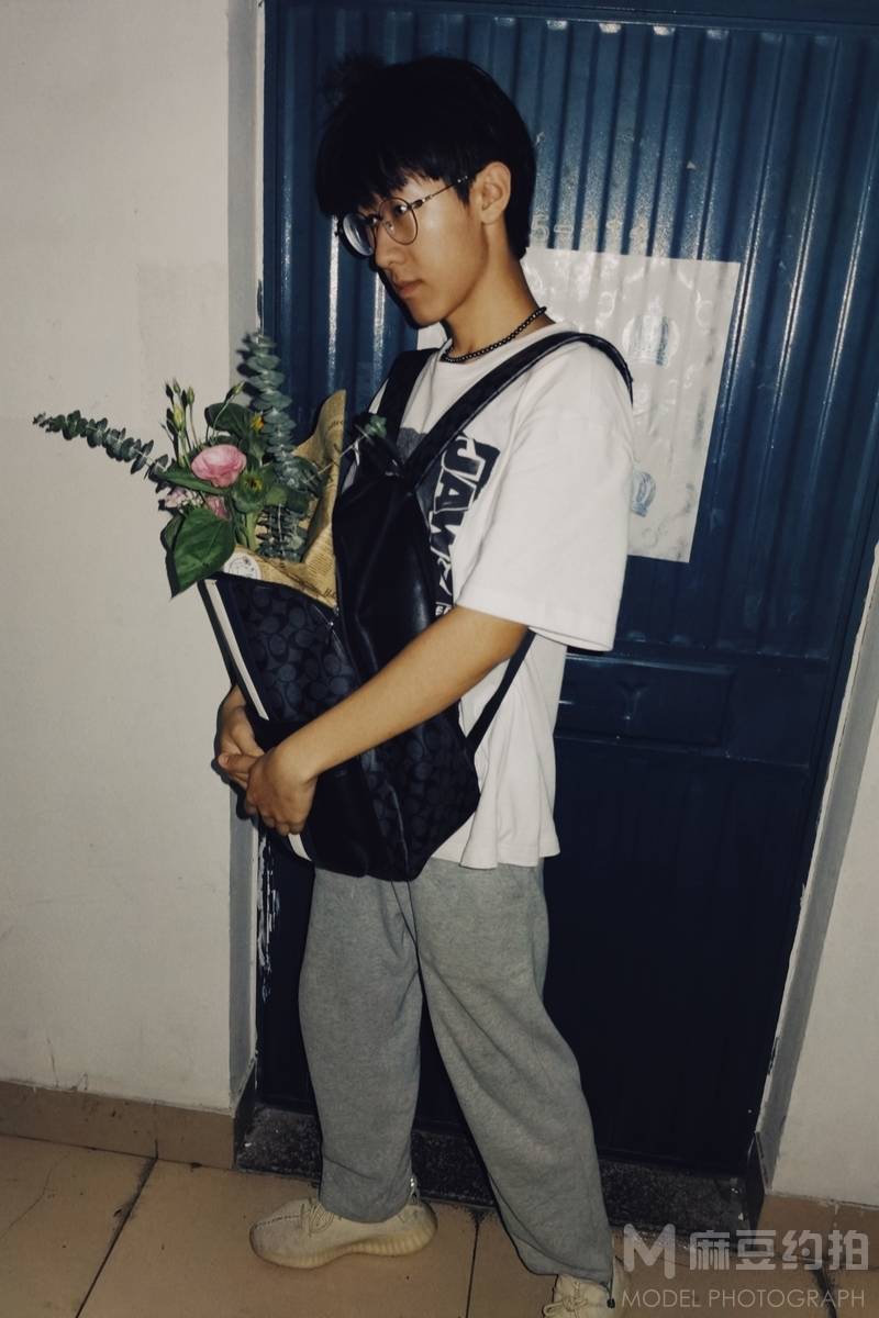 胶片模特