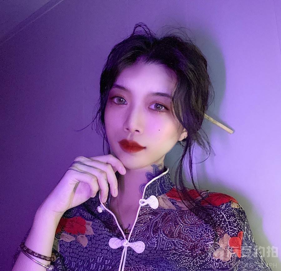 暗黑模特