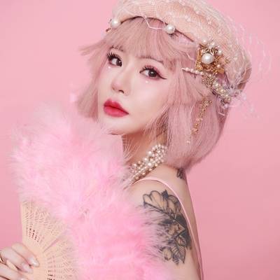 清新模特