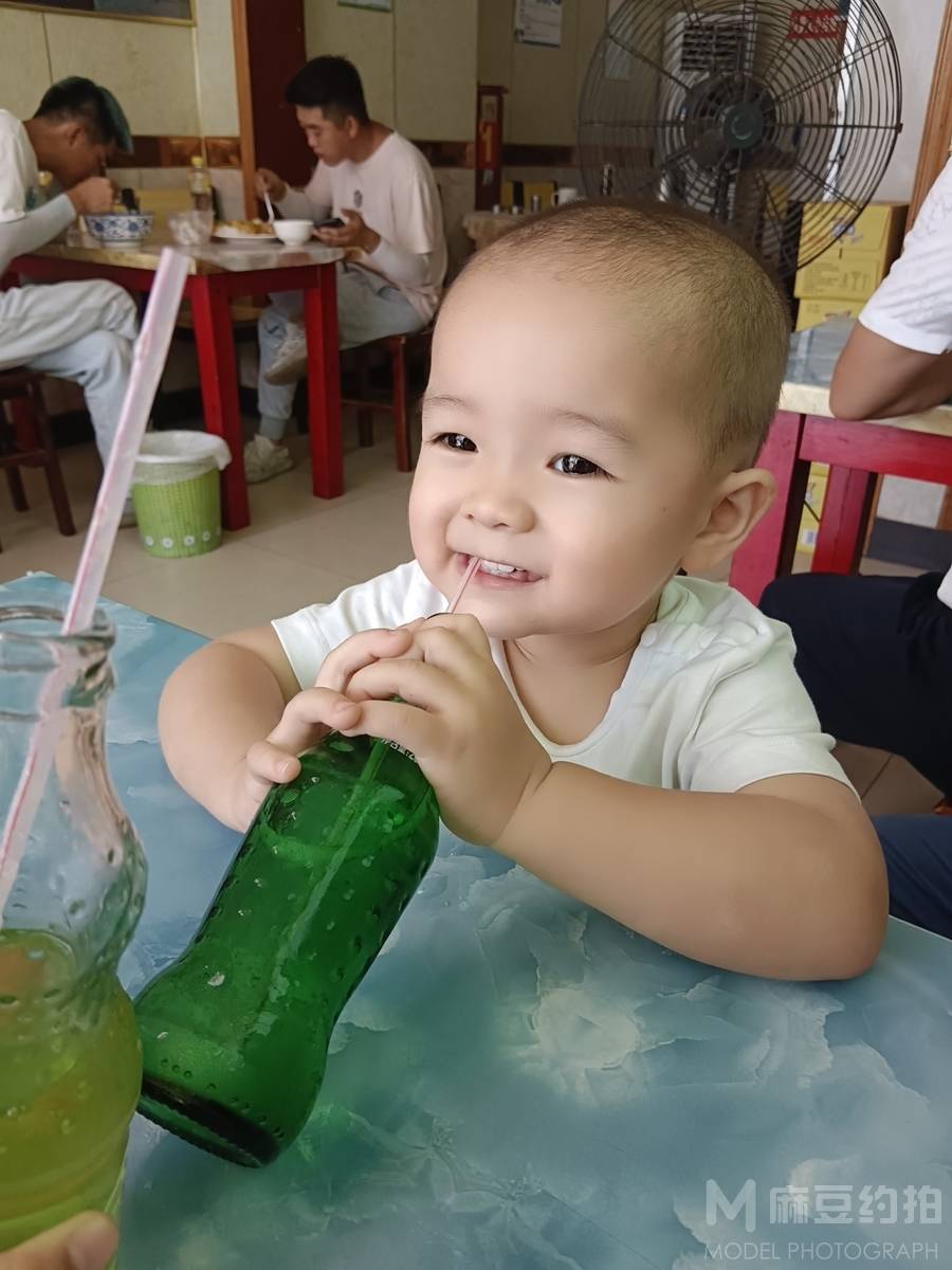 儿童摄影模特