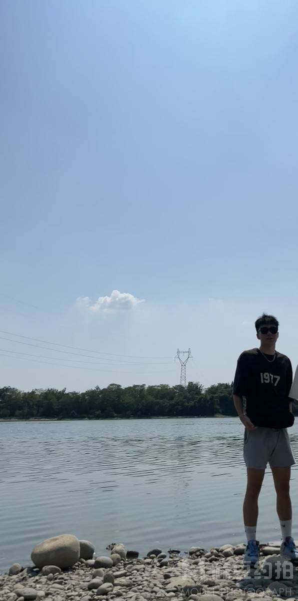 黑白模特