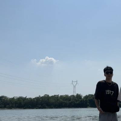 黑白模特