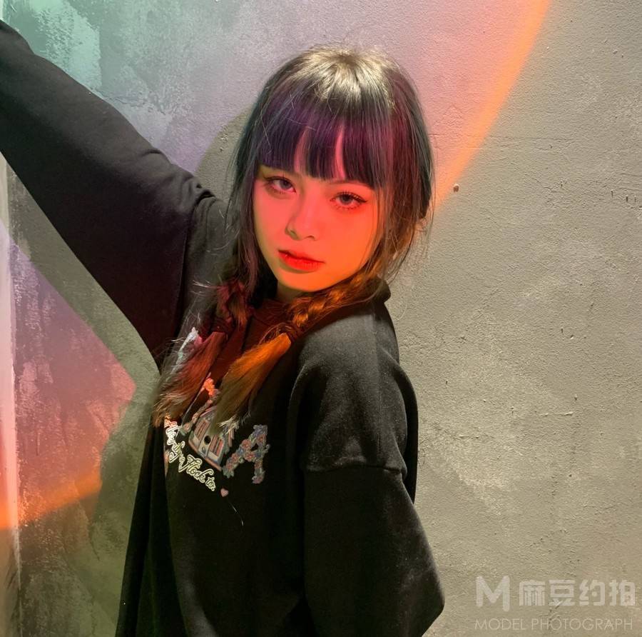 妆容模特