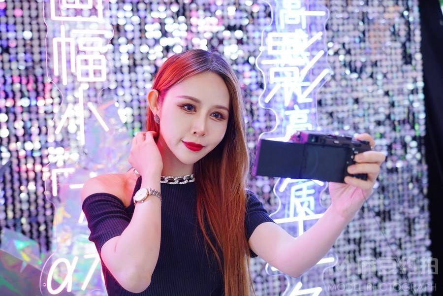 妆容模特