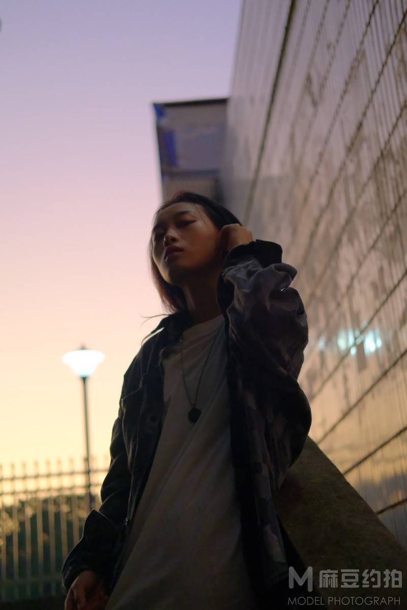 黑白模特