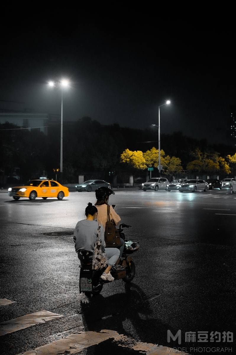 纪实模特
