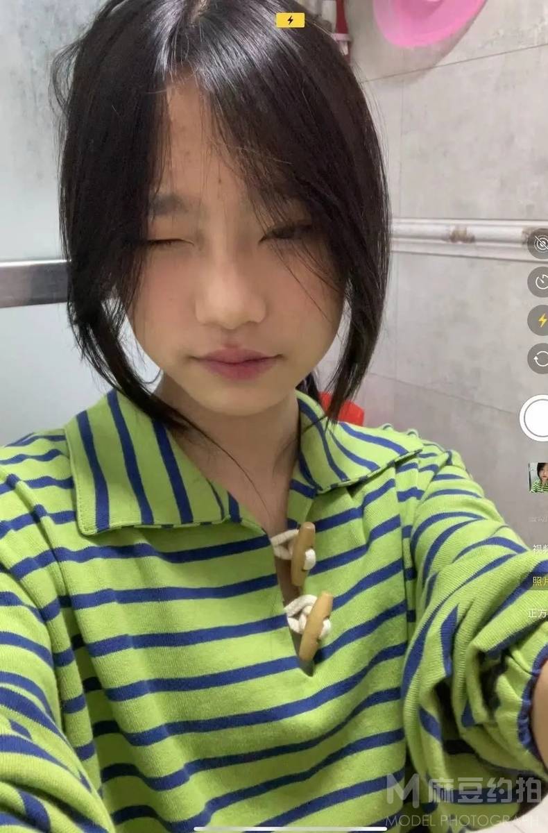 少女模特