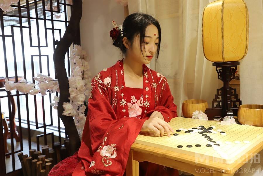 汉服模特