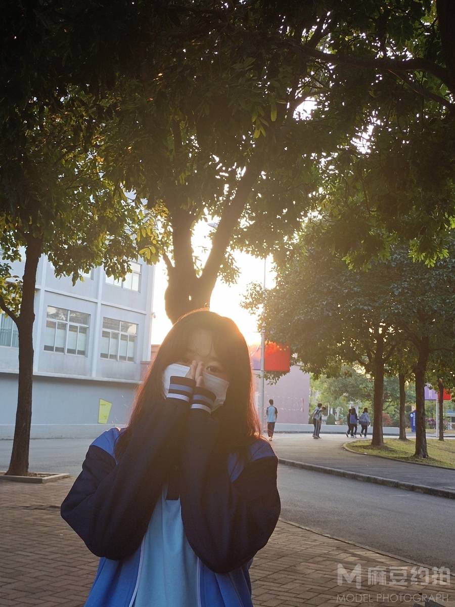 校园模特