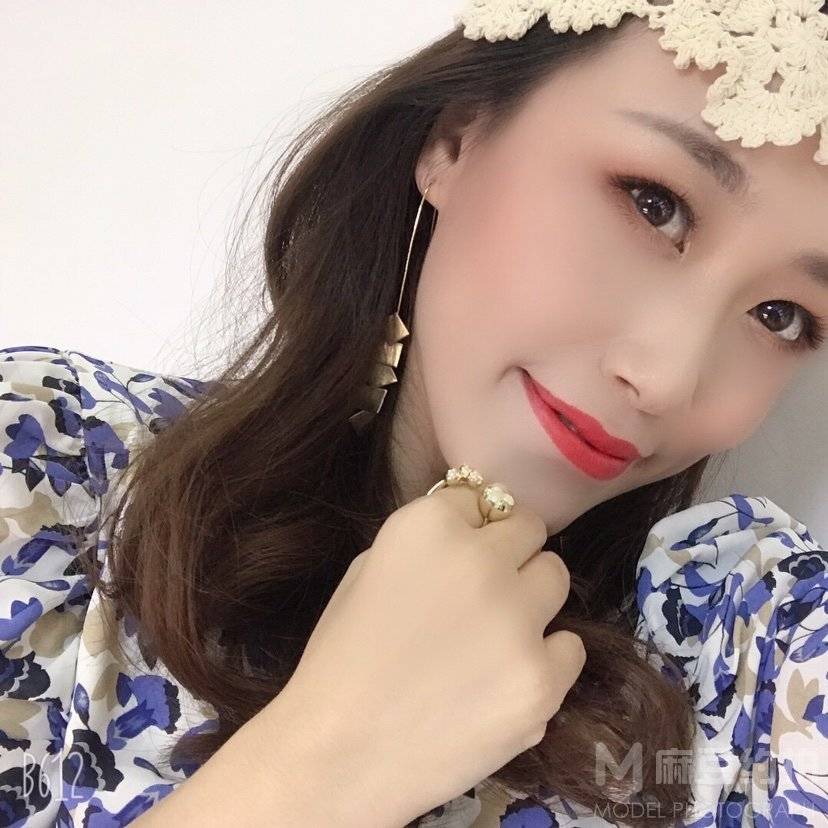 妆容模特